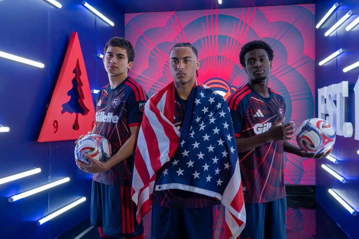 Usseglio: The Best Primary Kit in Revolution History Post feature image