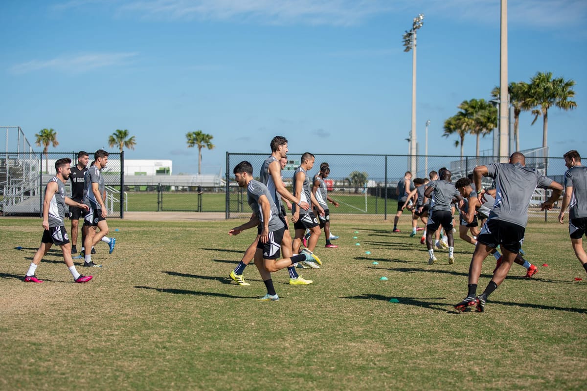 Revolution Notebook: New England Retreats To Florida Post feature image
