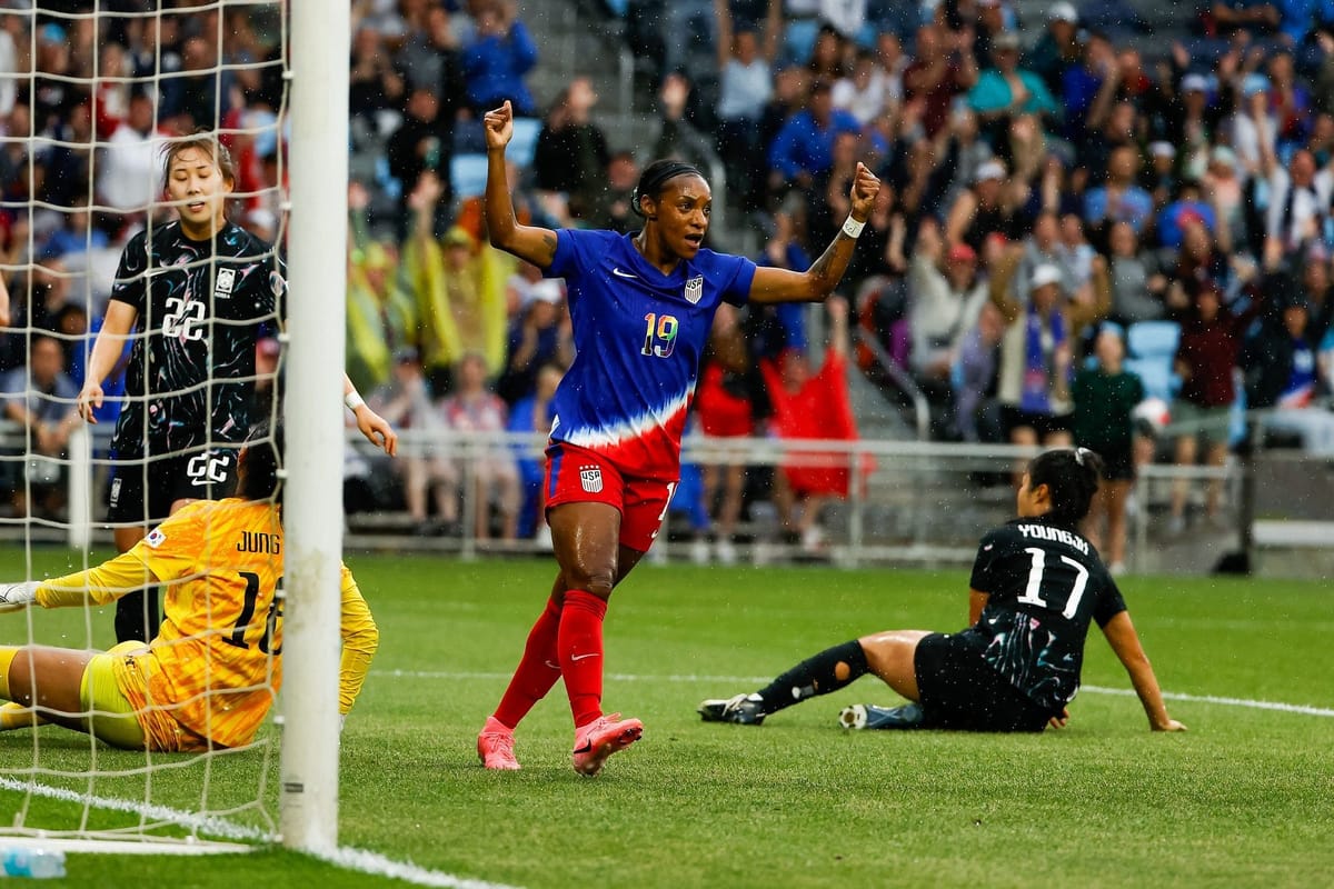 USWNT Recap: Crystal Dunn Breaks Goalscoring Drought Post feature image