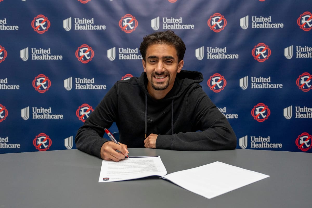 Revolution II Sign Defender Moshtaba Al-Hasnawi Post feature image