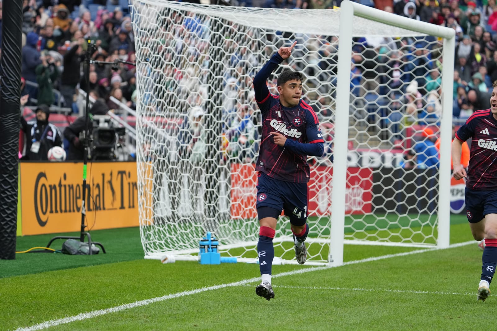 Mitrovic Anticipates Langoni Will Get "Better And Better" Post feature image