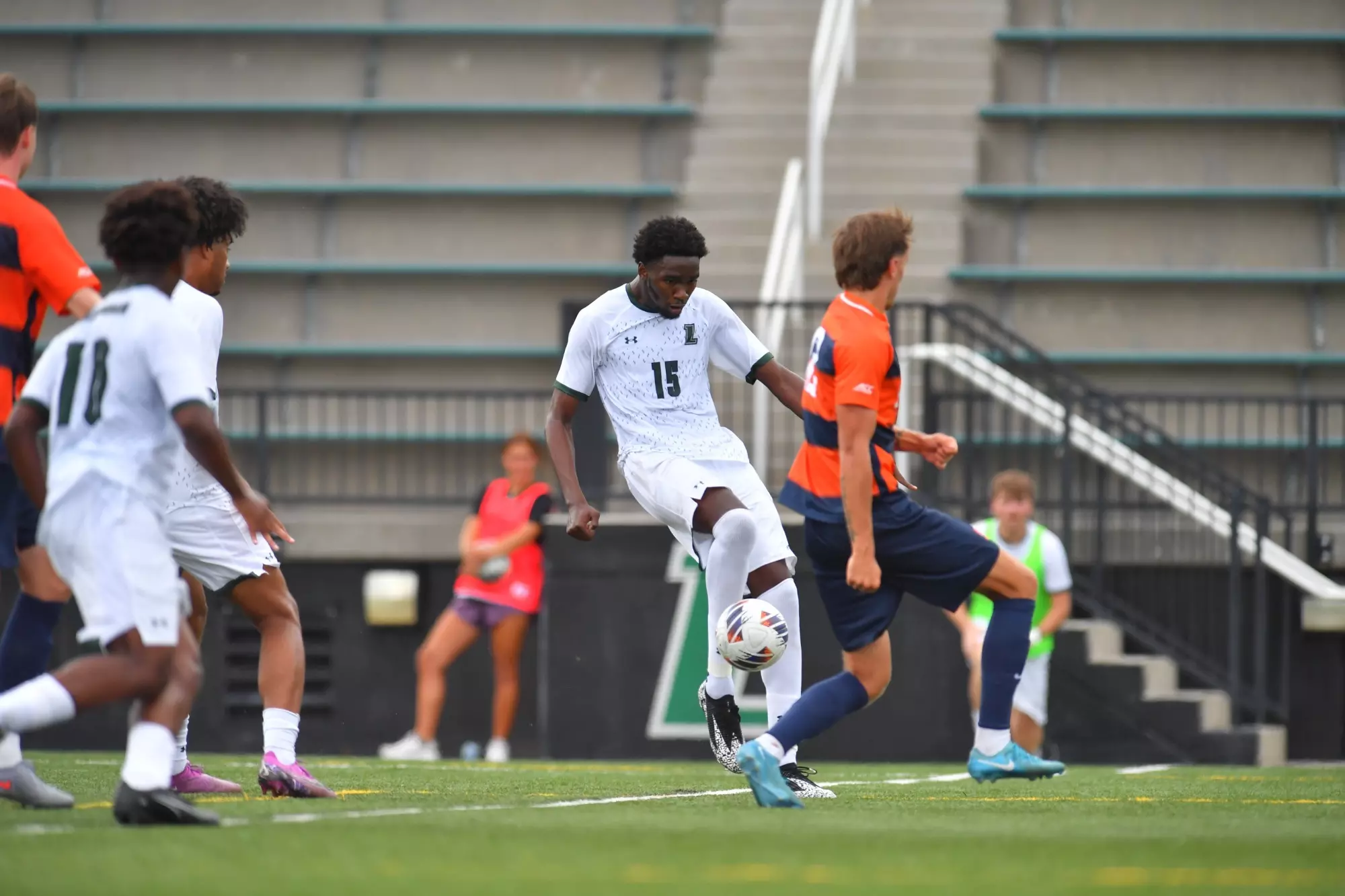 CT United FC Signs Jahvar Stephenson Post image