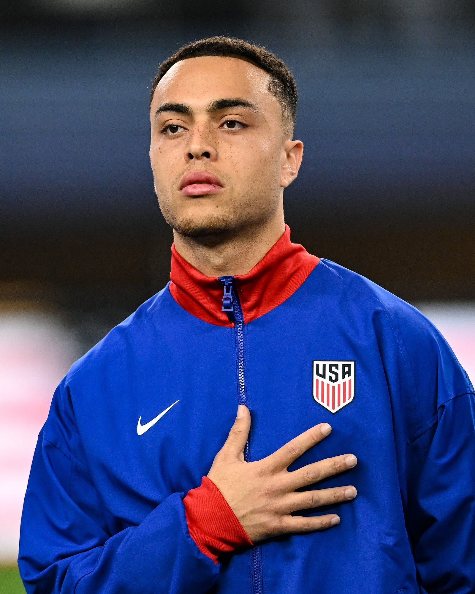 Sergiño Dest Confirms ACL Injury, Out For Extended Time Post image