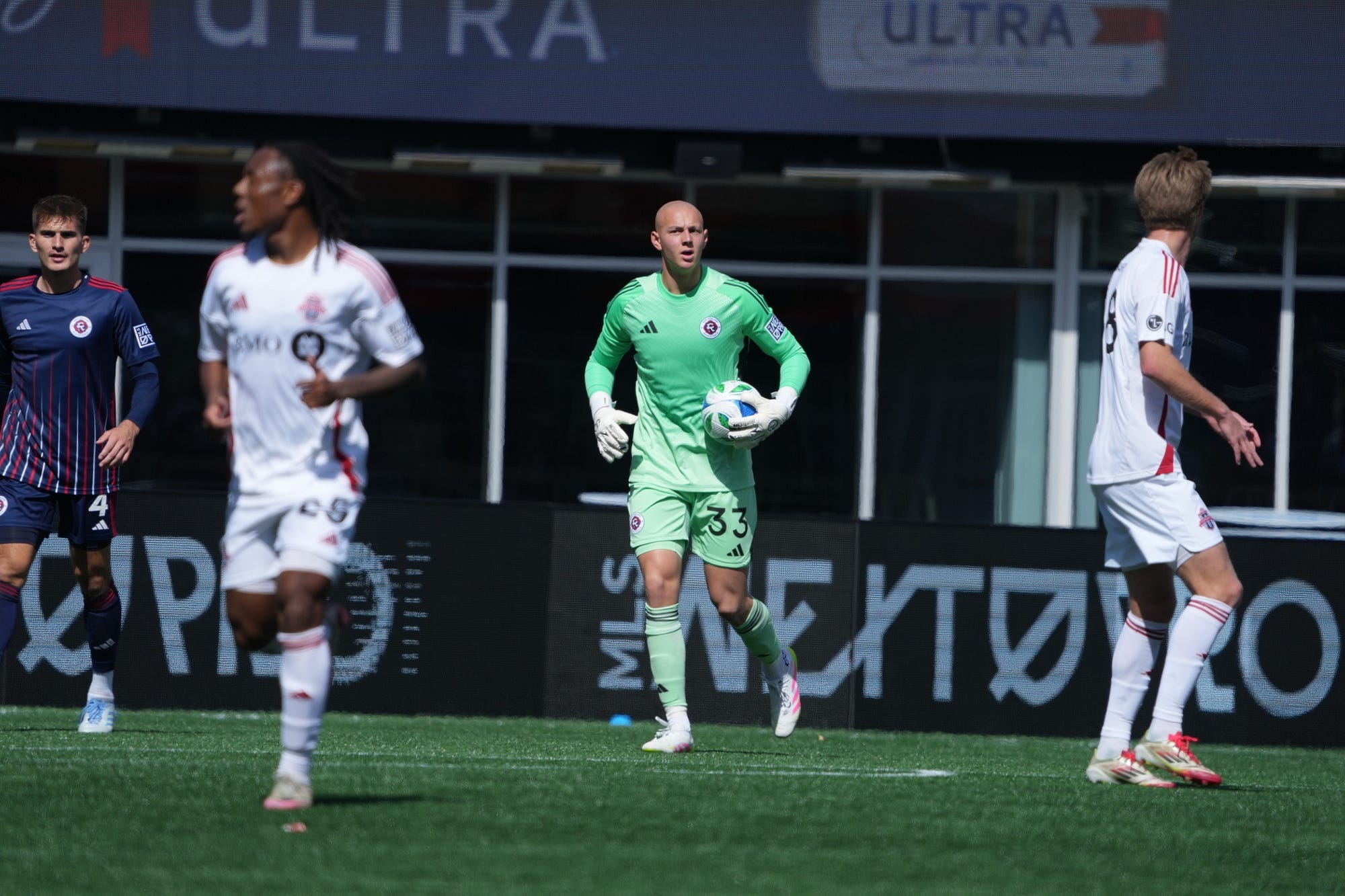 Donovan Parisian Describes Delightful Debut Post image