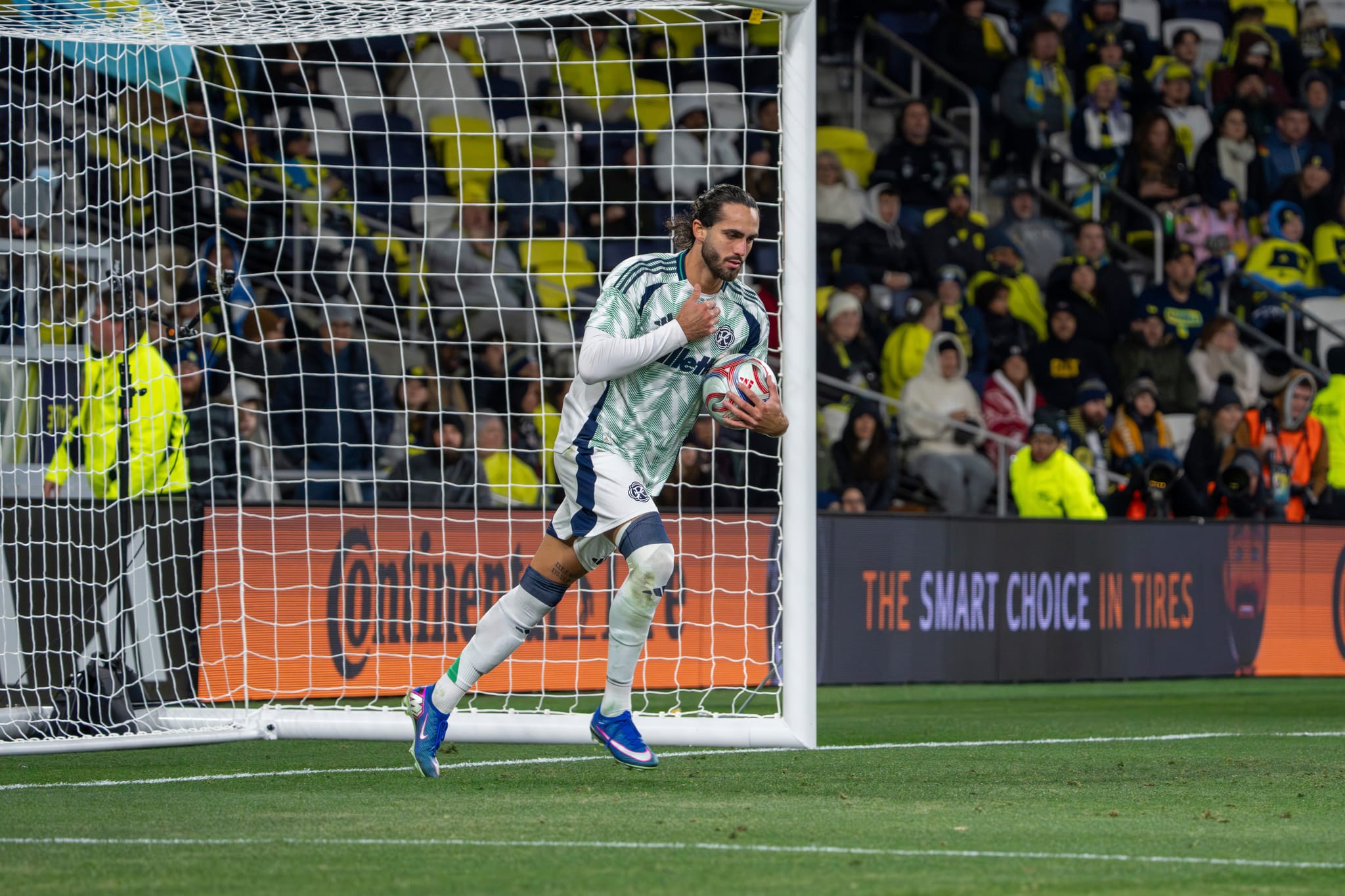 Leo Campana Could Face Extended Absence With New Injury Post feature image