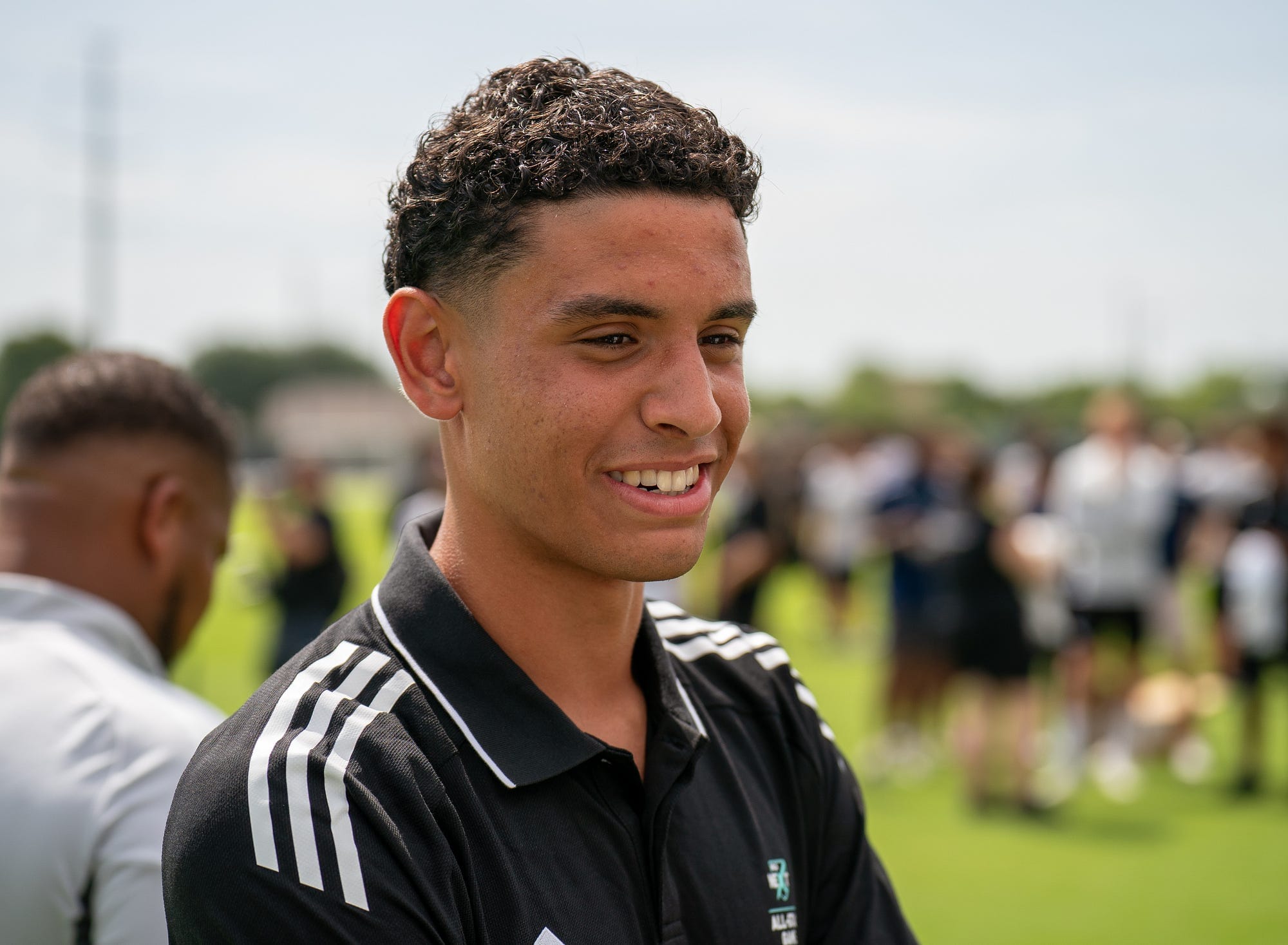 Carles Gil Owes 17-Year-Old Cristiano Oliveira A Steak Post feature image