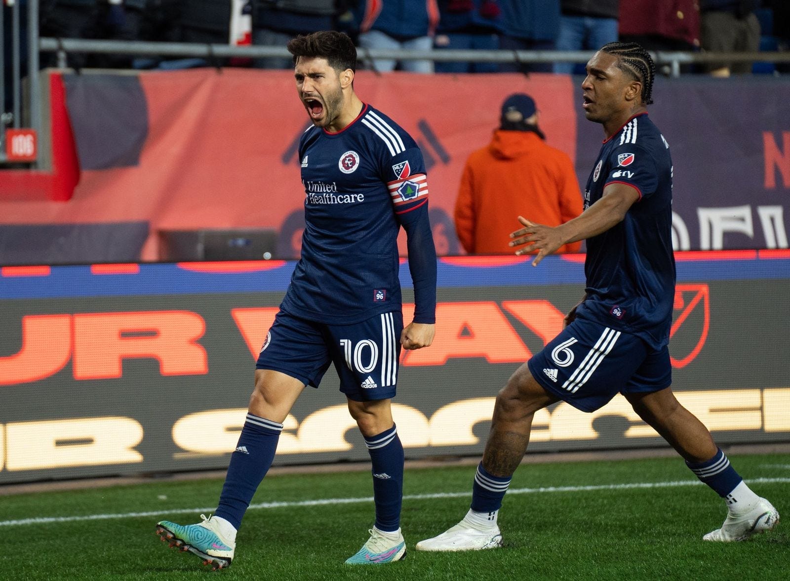 Carles Gil Discusses Relationship With Revs Strikers, Dealing With Injuries Post feature image